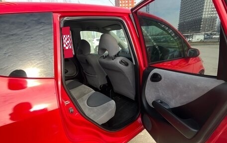 Honda Fit III, 2002 год, 410 000 рублей, 8 фотография
