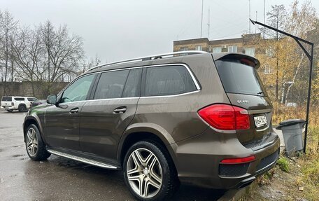 Mercedes-Benz GL-Класс, 2015 год, 3 550 000 рублей, 5 фотография