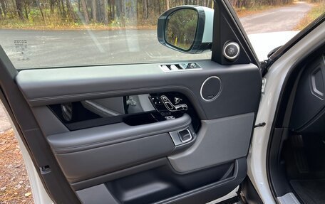 Land Rover Range Rover IV рестайлинг, 2018 год, 7 100 000 рублей, 10 фотография