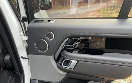 Land Rover Range Rover IV рестайлинг, 2018 год, 7 100 000 рублей, 15 фотография