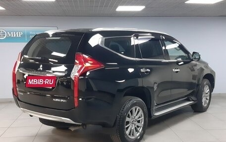 Mitsubishi Pajero IV, 2019 год, 3 513 000 рублей, 5 фотография