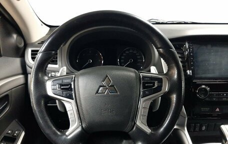 Mitsubishi Pajero IV, 2019 год, 3 513 000 рублей, 14 фотография