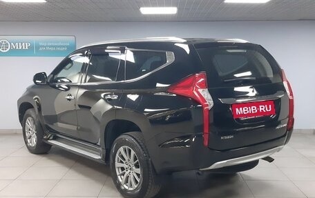 Mitsubishi Pajero IV, 2019 год, 3 513 000 рублей, 7 фотография