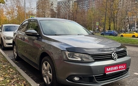 Volkswagen Jetta VI, 2014 год, 850 000 рублей, 1 фотография