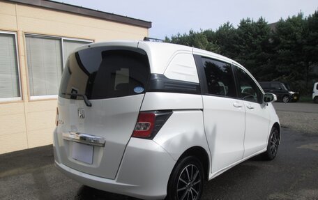 Honda Freed I, 2016 год, 875 000 рублей, 6 фотография