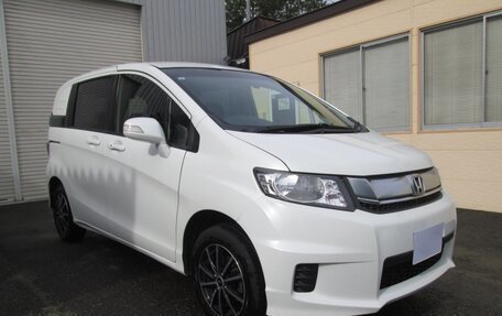 Honda Freed I, 2016 год, 875 000 рублей, 8 фотография