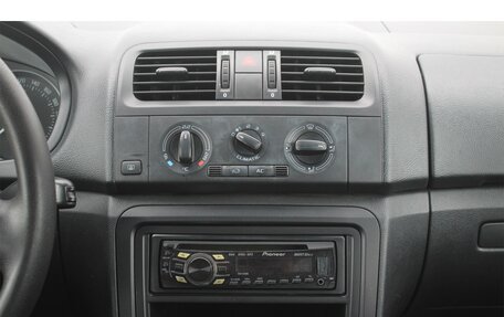 Skoda Fabia II, 2010 год, 550 000 рублей, 19 фотография