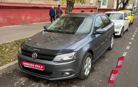 Volkswagen Jetta VI, 2014 год, 850 000 рублей, 3 фотография