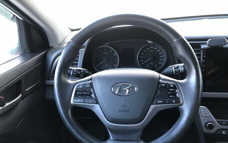 Hyundai Elantra VI рестайлинг, 2018 год, 1 650 000 рублей, 12 фотография