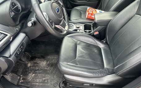 Subaru Forester, 2018 год, 2 450 000 рублей, 6 фотография