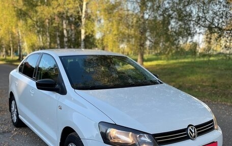 Volkswagen Polo VI (EU Market), 2014 год, 1 000 040 рублей, 1 фотография