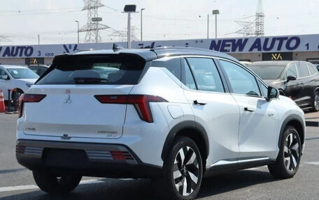 Mitsubishi Airtrek, 2022 год, 2 350 469 рублей, 5 фотография