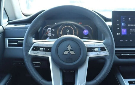 Mitsubishi Airtrek, 2022 год, 2 350 469 рублей, 13 фотография