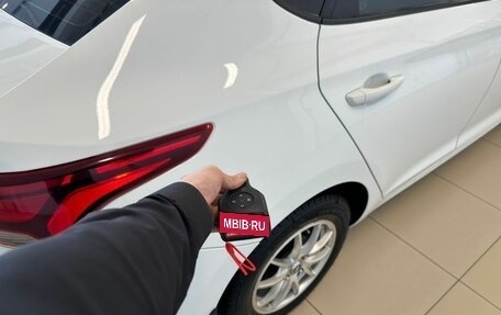 Hyundai Solaris II рестайлинг, 2018 год, 1 299 000 рублей, 24 фотография