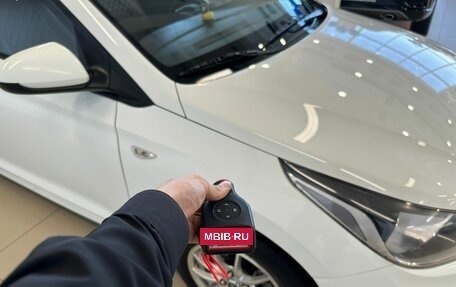 Hyundai Solaris II рестайлинг, 2018 год, 1 299 000 рублей, 27 фотография