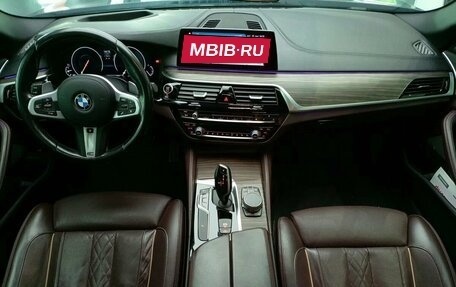 BMW 5 серия, 2018 год, 3 700 000 рублей, 11 фотография