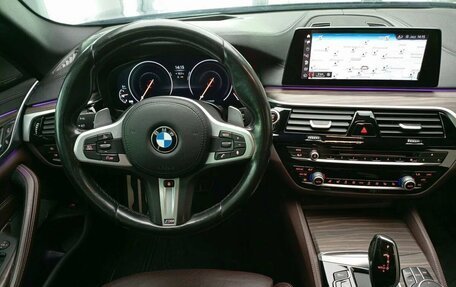 BMW 5 серия, 2018 год, 3 700 000 рублей, 17 фотография