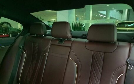 BMW 5 серия, 2018 год, 3 700 000 рублей, 32 фотография