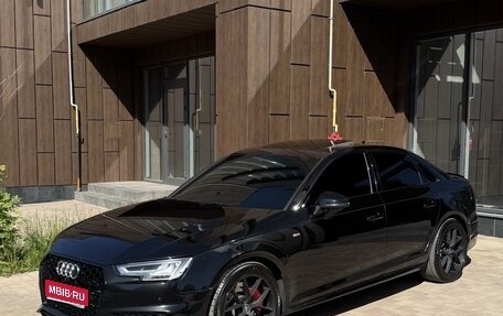 Audi A4, 2018 год, 3 000 000 рублей, 1 фотография