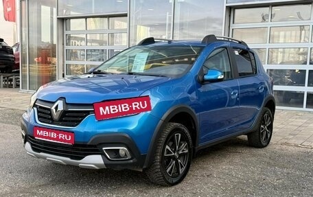 Renault Sandero II рестайлинг, 2022 год, 1 250 000 рублей, 1 фотография