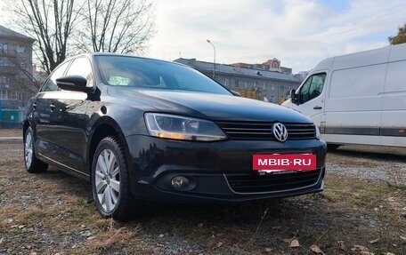 Volkswagen Jetta VI, 2013 год, 1 100 000 рублей, 18 фотография