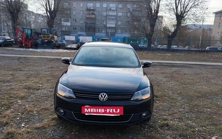 Volkswagen Jetta VI, 2013 год, 1 100 000 рублей, 20 фотография