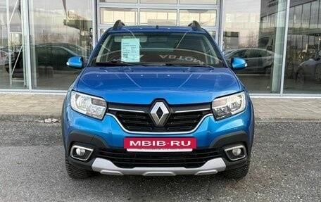 Renault Sandero II рестайлинг, 2022 год, 1 250 000 рублей, 2 фотография