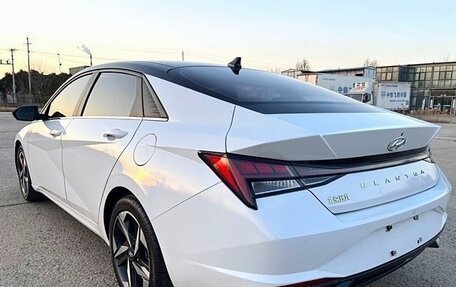 Hyundai Elantra, 2023 год, 1 490 000 рублей, 4 фотография