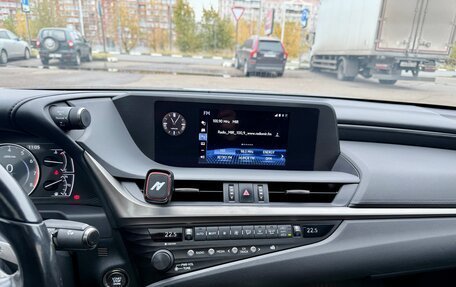 Lexus ES VII, 2019 год, 3 950 000 рублей, 14 фотография