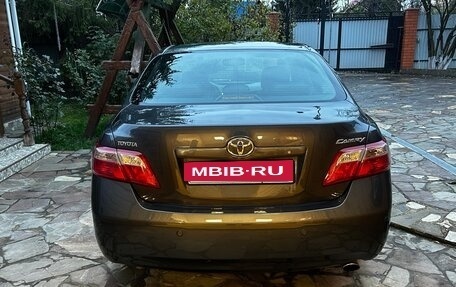 Toyota Camry, 2007 год, 2 100 000 рублей, 3 фотография