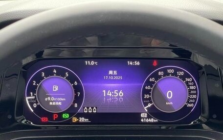 Volkswagen Golf VIII, 2021 год, 1 999 999 рублей, 10 фотография