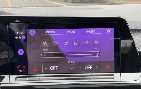 Volkswagen Golf VIII, 2021 год, 1 999 999 рублей, 11 фотография