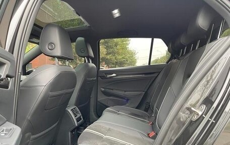 Volkswagen Golf VIII, 2021 год, 1 999 999 рублей, 13 фотография