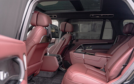 Land Rover Range Rover IV рестайлинг, 2024 год, 33 900 000 рублей, 19 фотография