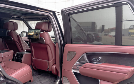 Land Rover Range Rover IV рестайлинг, 2024 год, 33 900 000 рублей, 21 фотография