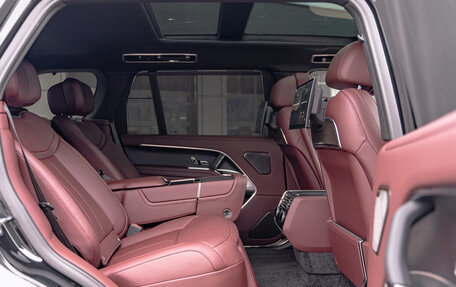 Land Rover Range Rover IV рестайлинг, 2024 год, 33 900 000 рублей, 22 фотография