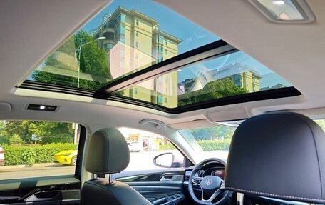 Volkswagen Passat B8 рестайлинг, 2022 год, 2 434 000 рублей, 12 фотография