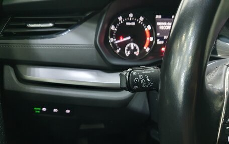 Skoda Octavia IV, 2021 год, 2 350 000 рублей, 17 фотография