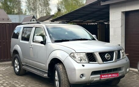 Nissan Pathfinder, 2007 год, 950 000 рублей, 1 фотография