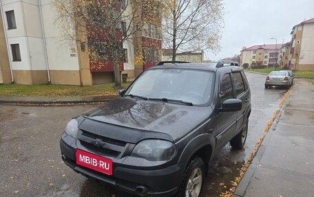 Chevrolet Niva I рестайлинг, 2011 год, 540 000 рублей, 1 фотография