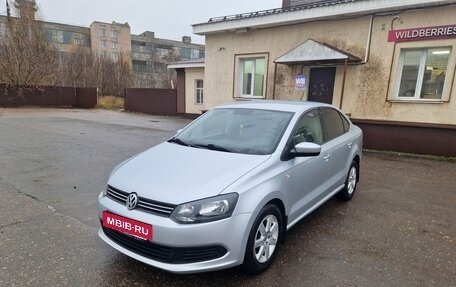 Volkswagen Polo VI (EU Market), 2014 год, 780 000 рублей, 1 фотография