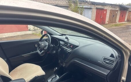 KIA Rio III рестайлинг, 2014 год, 850 000 рублей, 4 фотография