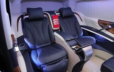 Mercedes-Benz V-Класс, 2025 год, 25 000 000 рублей, 7 фотография