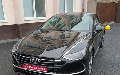 Hyundai Sonata VIII, 2021 год, 2 529 000 рублей, 2 фотография