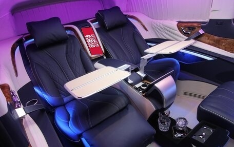 Mercedes-Benz V-Класс, 2025 год, 25 000 000 рублей, 3 фотография