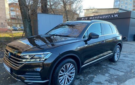 Volkswagen Touareg III, 2019 год, 6 250 000 рублей, 3 фотография