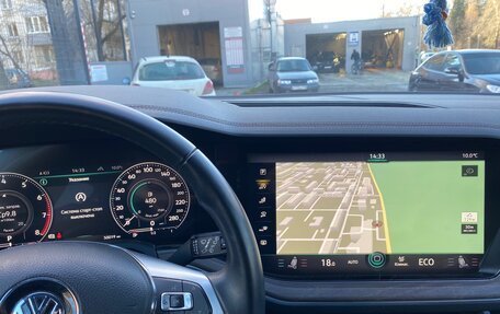 Volkswagen Touareg III, 2019 год, 6 250 000 рублей, 5 фотография