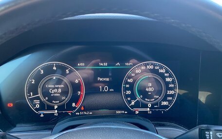 Volkswagen Touareg III, 2019 год, 6 250 000 рублей, 6 фотография