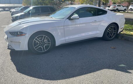 Ford Mustang VI рестайлинг, 2021 год, 3 400 000 рублей, 3 фотография