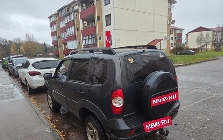Chevrolet Niva I рестайлинг, 2011 год, 540 000 рублей, 2 фотография